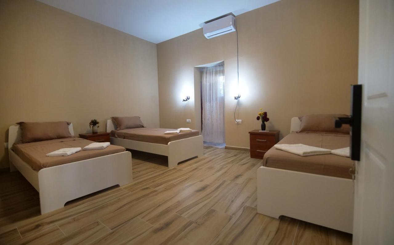 Hanna & Solei Hotel Berat Exterior foto